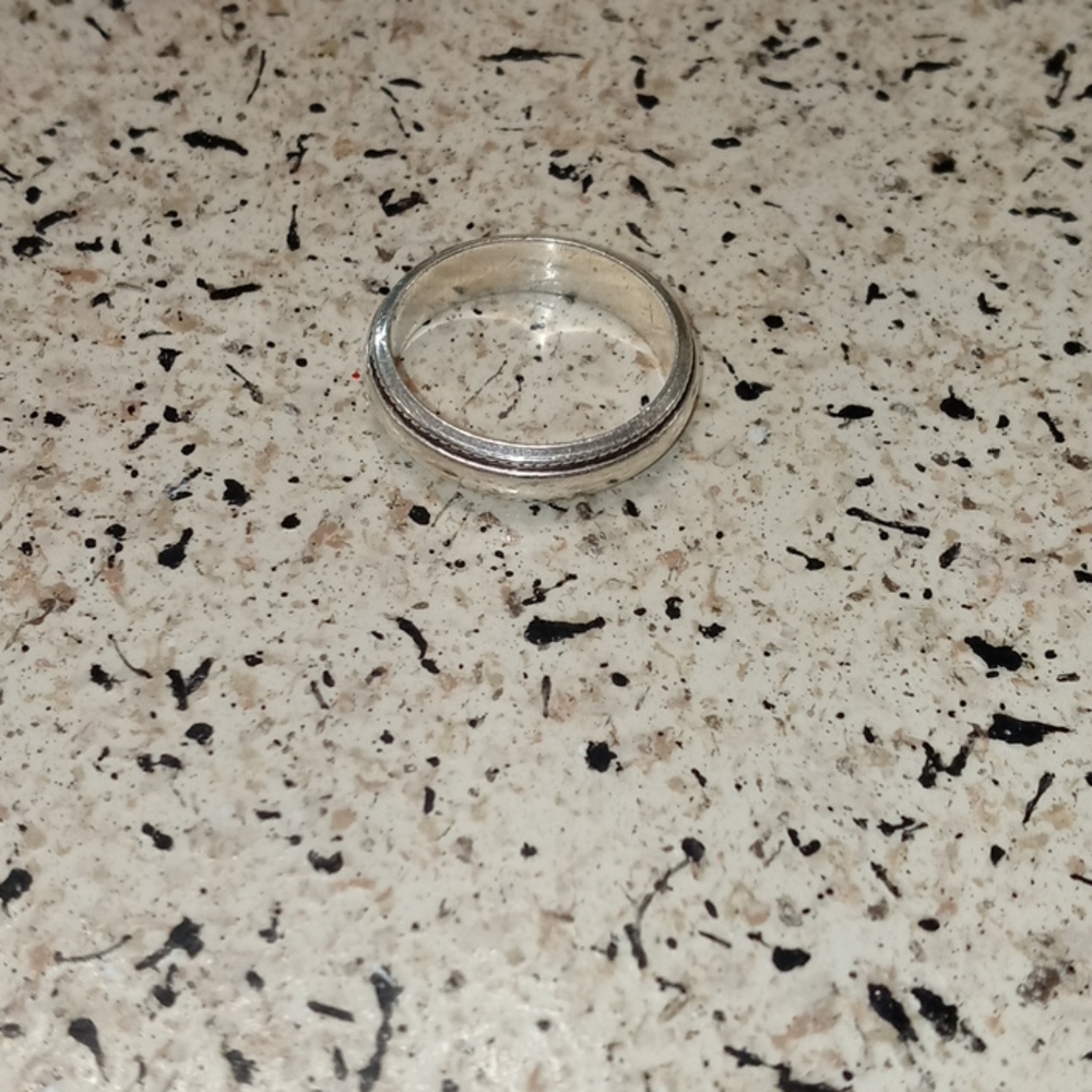 Its a vintage ring